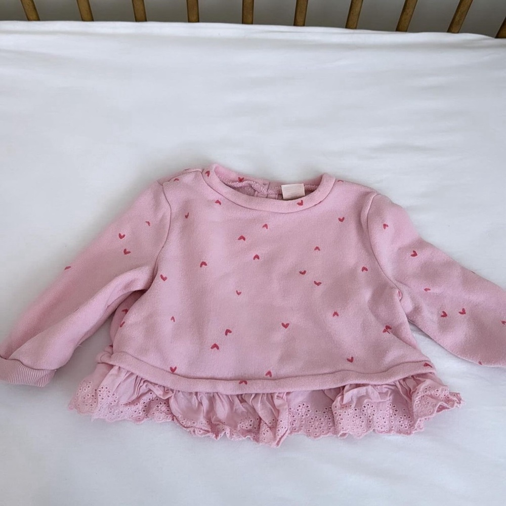 Baby b’gosh pink heart eyelet trim long sleeve crewneck aesthetic cute 9 m